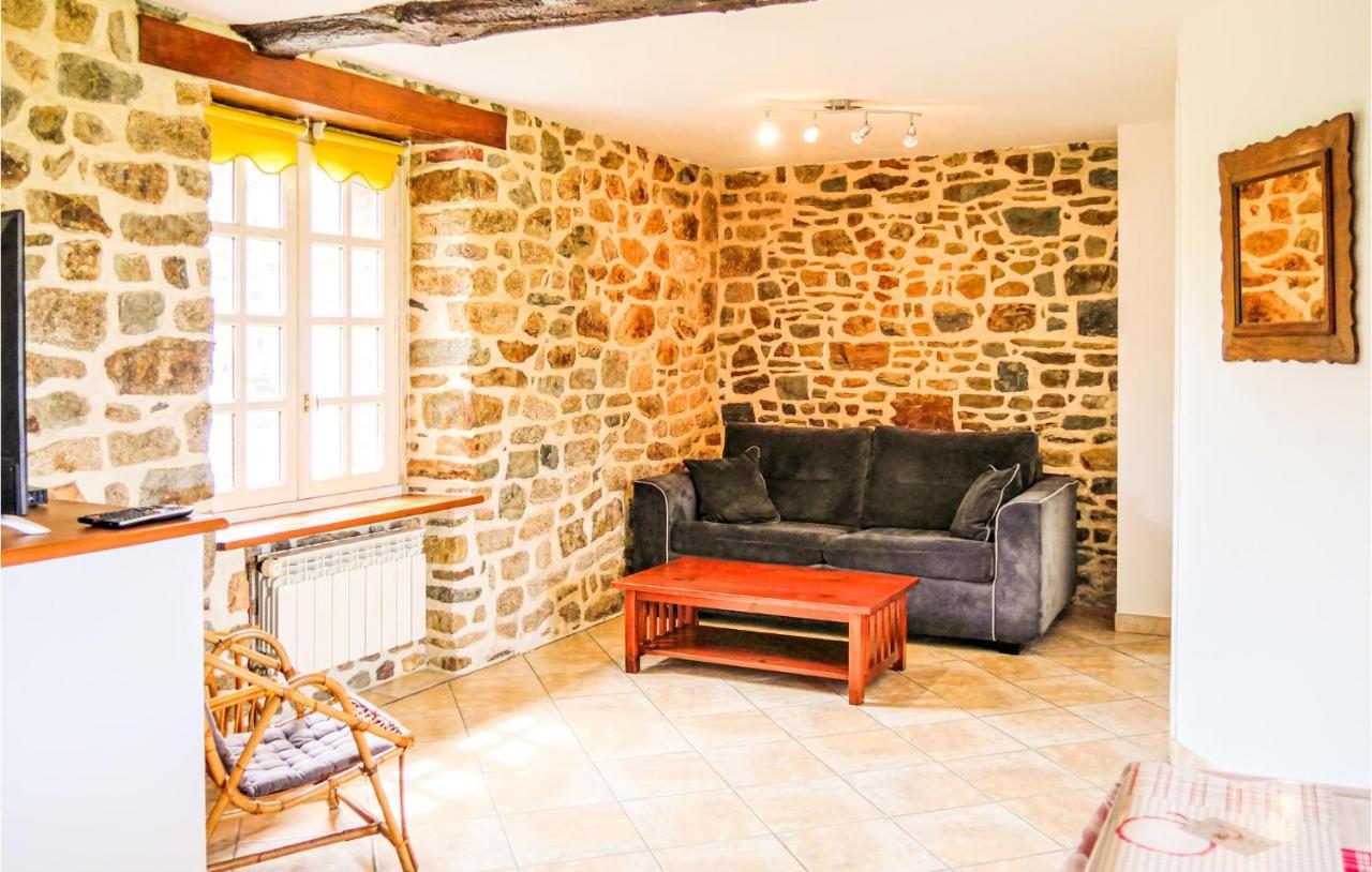 Gorgeous Apartment In Ponts With Wifi Εξωτερικό φωτογραφία