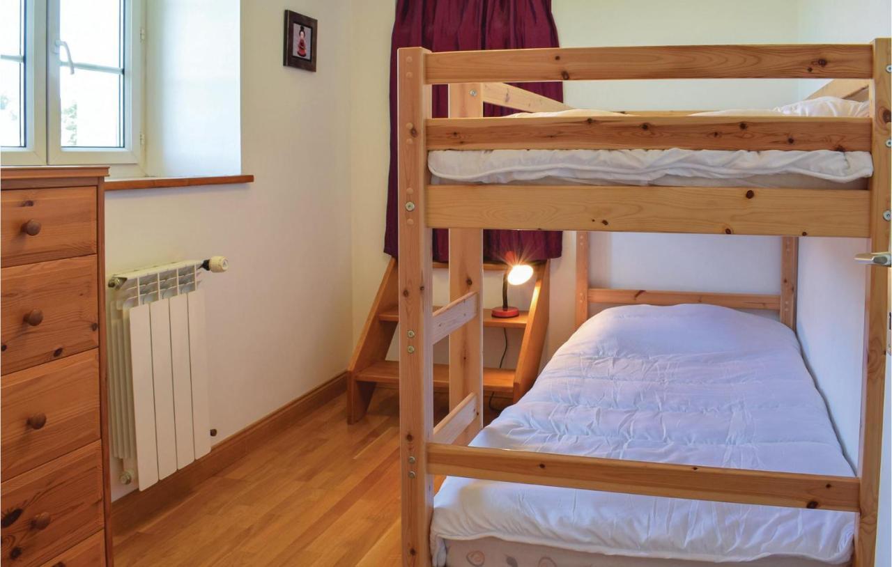 Gorgeous Apartment In Ponts With Wifi Εξωτερικό φωτογραφία