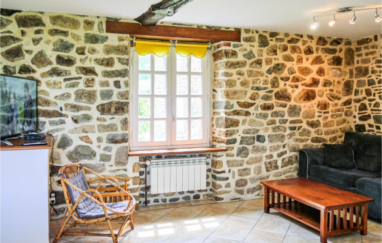 Gorgeous Apartment In Ponts With Wifi Εξωτερικό φωτογραφία