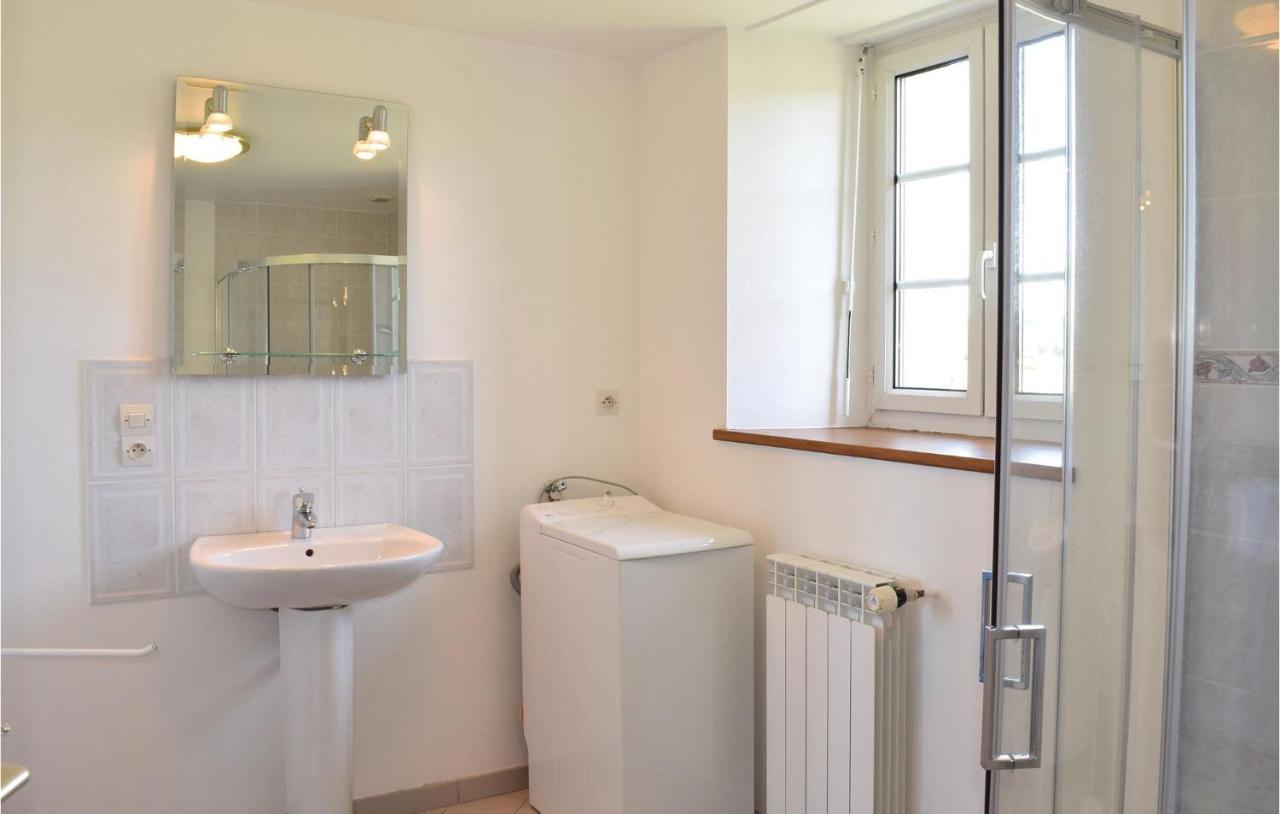 Gorgeous Apartment In Ponts With Wifi Εξωτερικό φωτογραφία
